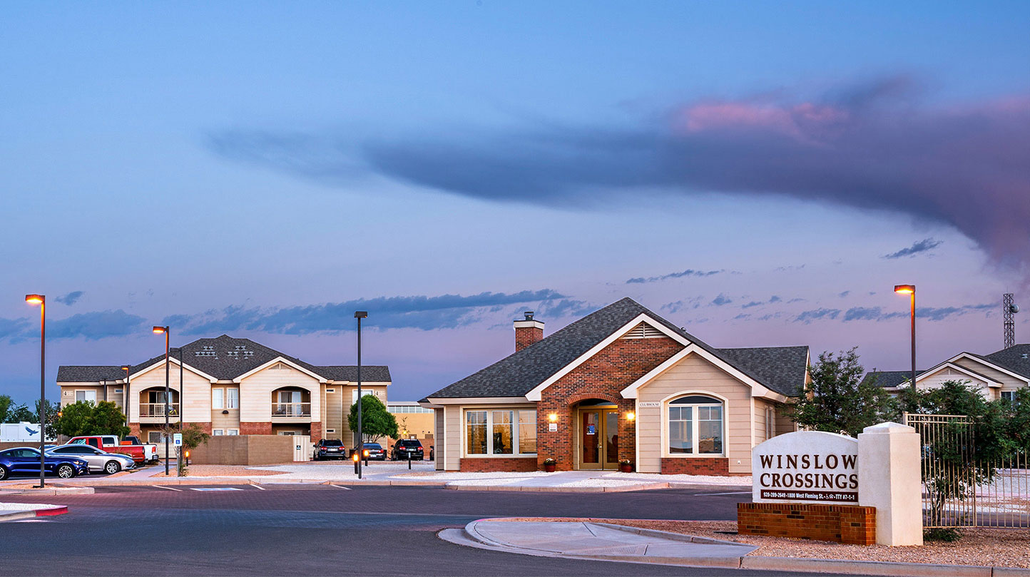 This image displays the swimming pool at Winslow Crossings Apartments.